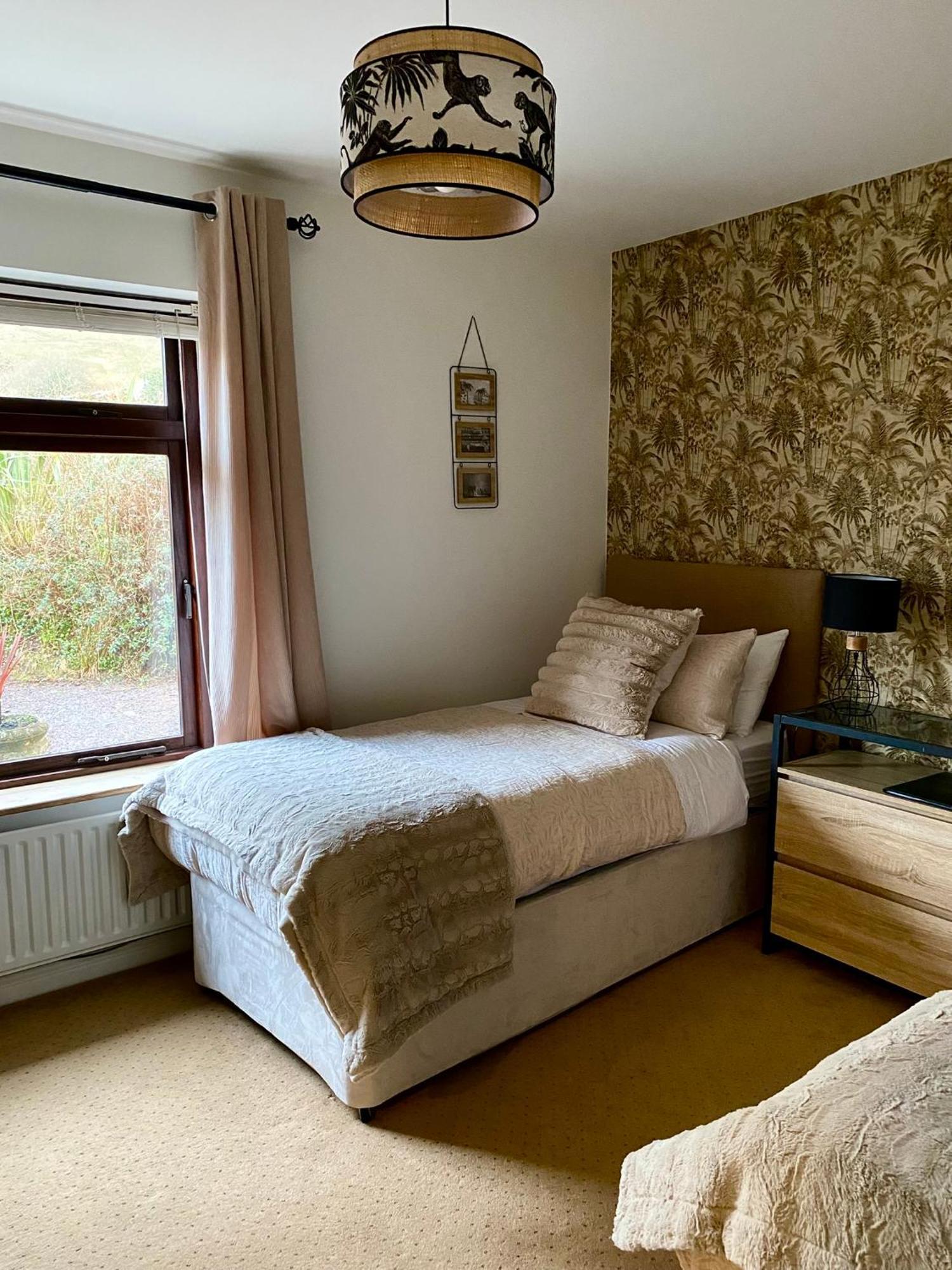 Derrynane Bay House Bed and Breakfast Caherdaniel Buitenkant foto